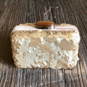 BCBGMaxAzria matte gold sequins clutch ✨